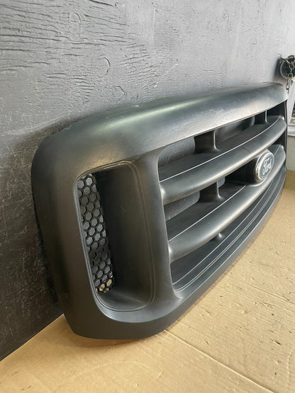 1999 to 2004 Ford F250 Super Duty Front Upper Grill Grille AD5772 DG2
