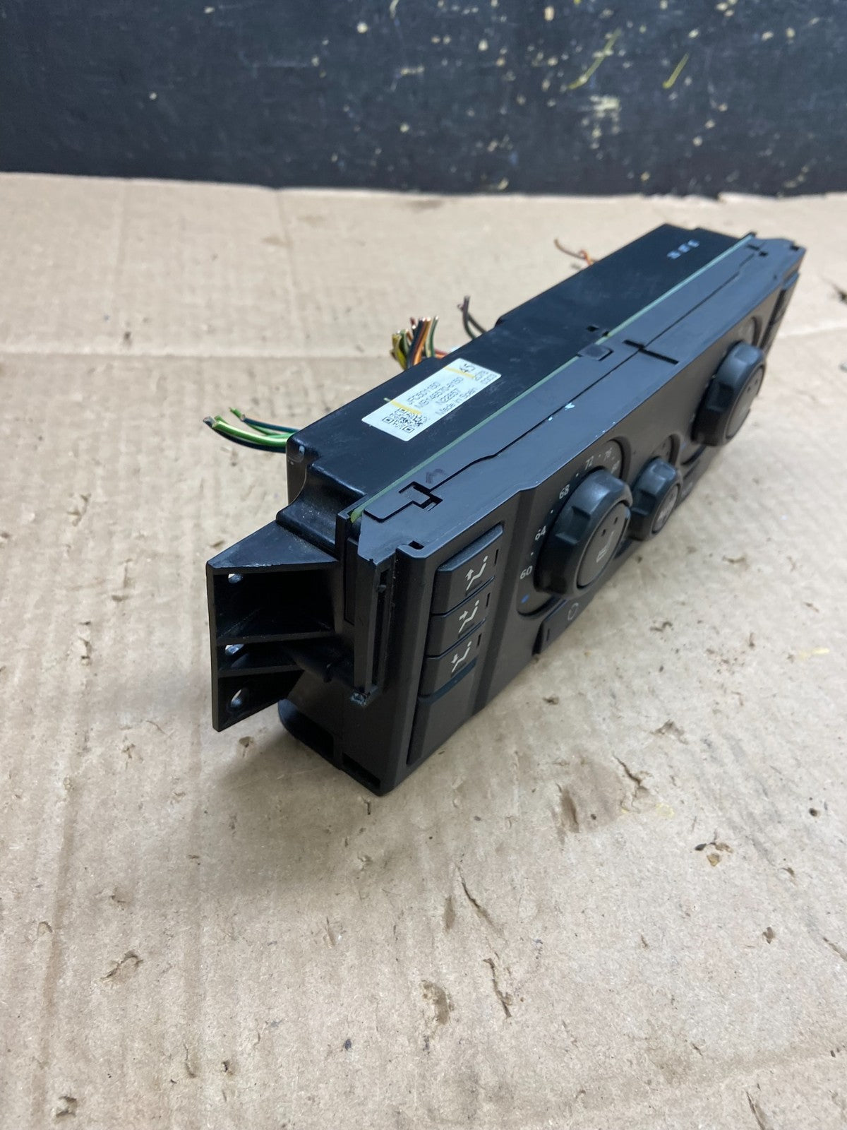 2008 to 2009 Land Rover Range LR3 AC Heater Climate Control Module Y2455 DG1