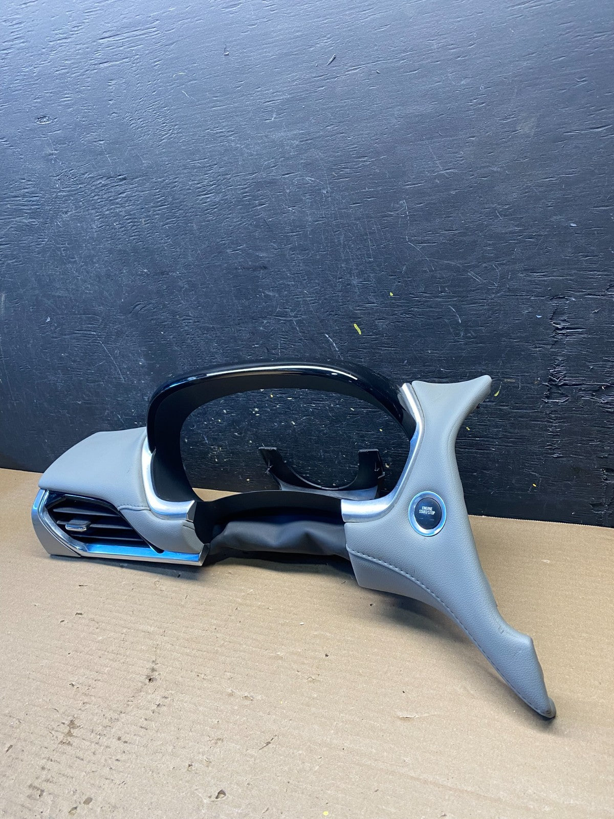 2018 to 2021 Chevrolet Traverse Speedometer Gauge Cluster Trim Bezel S2777 DG1