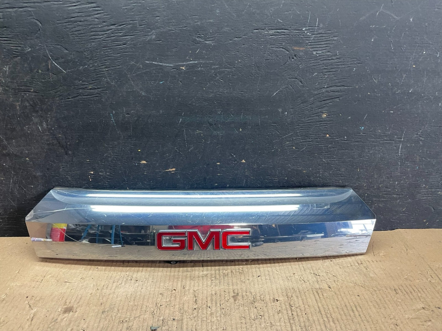 2010-2015 Gmc Terrain Lift Gate Handle Trim Back Up Camera Chrome Panel M6106 DG0