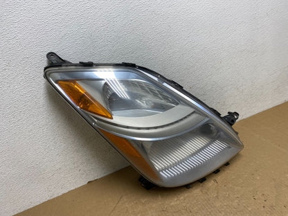2006 - 2009 Toyota Prius Right Passenger Rh Side Headlight Halogen AG0552 DW2