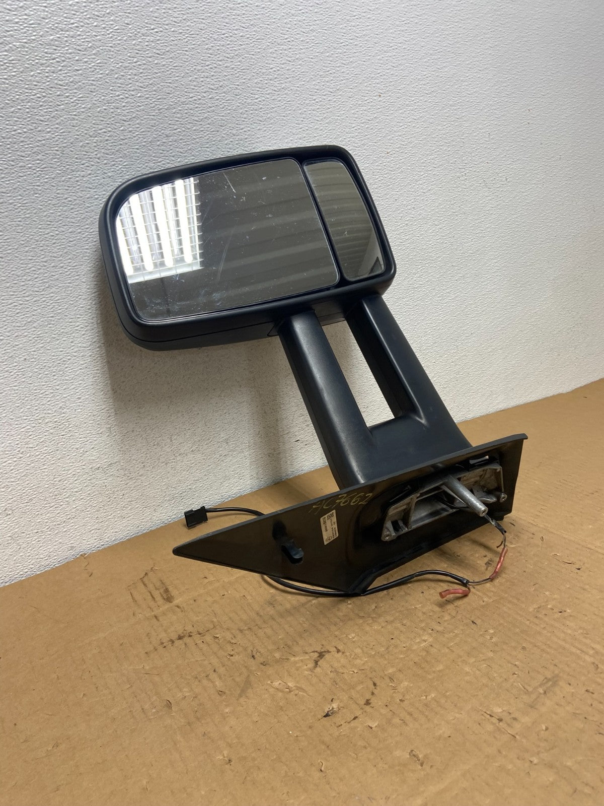 2007 - 2017 Mercedes-Benz Sprinter Right Passenger View Door Mirror OE ac7662 DG6