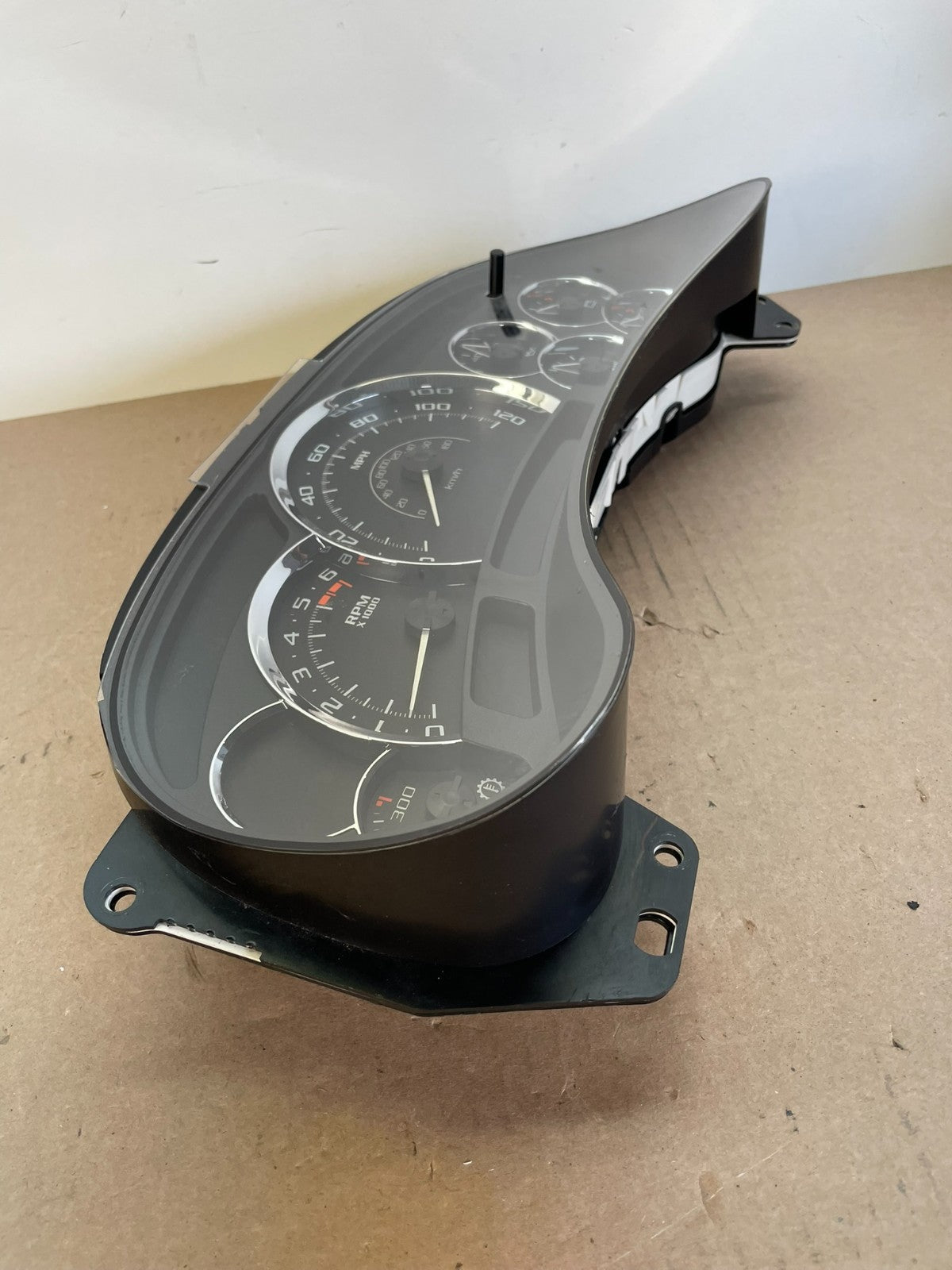 2003 to 2006 Cadillac Escalade Instrument Speedometer Cluster Gauge AG2529 DG1
