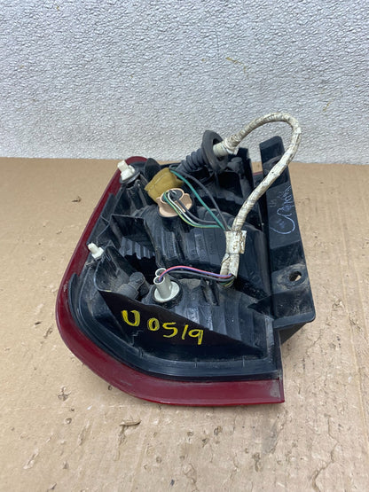 1999 to 2004 Nissan Pathfinder Right Passenger Rh Side Tail light Oem U0519 DW7