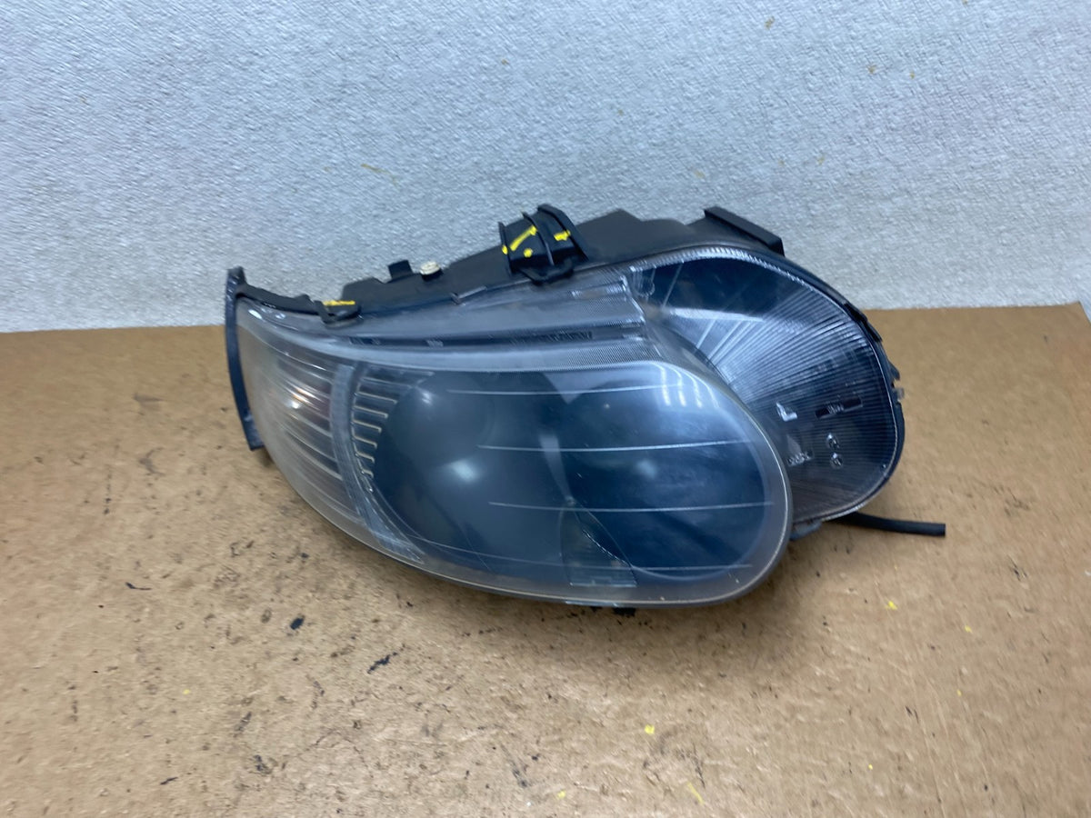 2006 to 2009 Saab 95 9-5 Right Passenger RH Side Xenon Headlight T0621 DW1