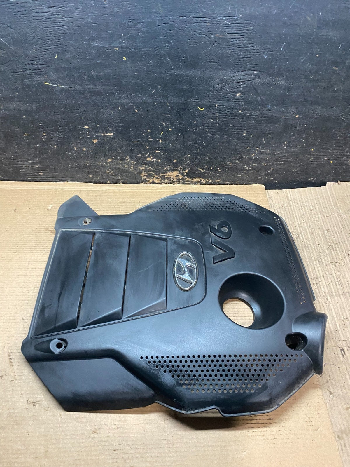 2006 to 2008 Hyundai Sonata V6 Engine Motor Shield Cover OEM V9397 DG3