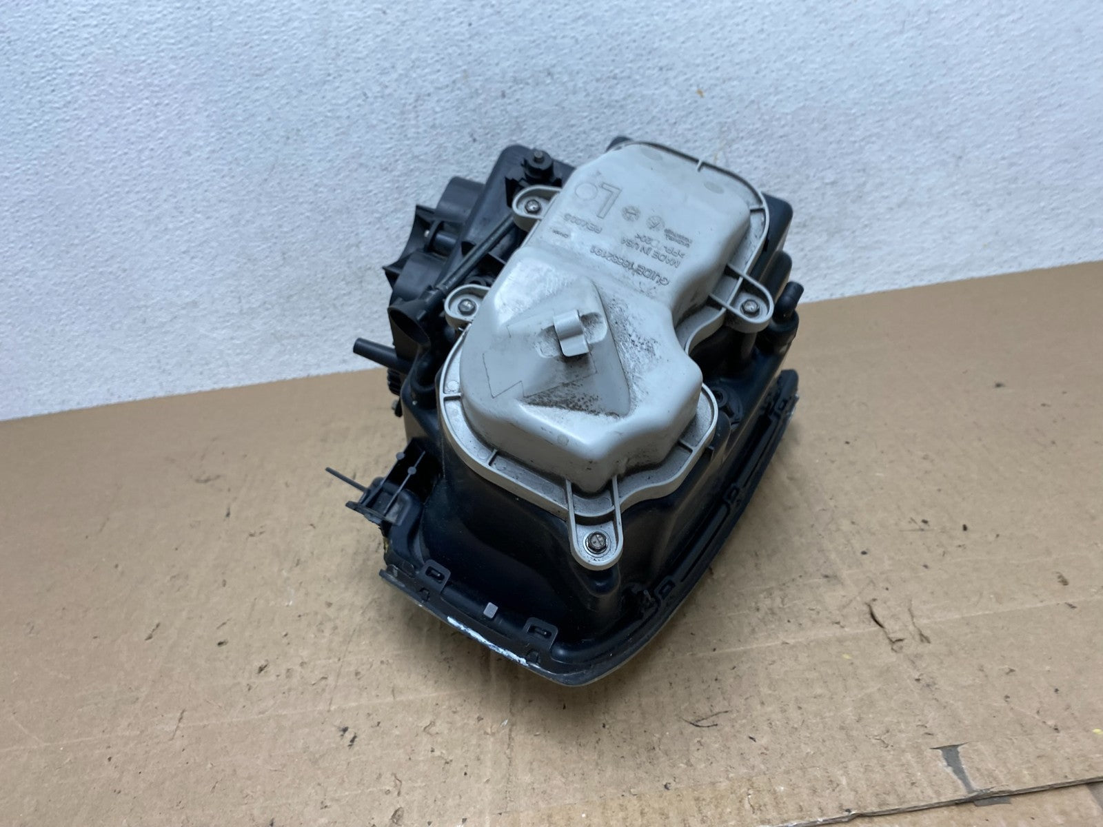 2005 to 2011 Cadillac STS Left Driver LH Side Xenon Headlight AE6545 DW9