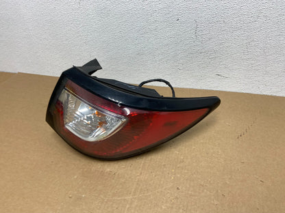 2013 to 2017 Chevrolet Traverse Right Passenger RH Side Tail Light Oem AC10961