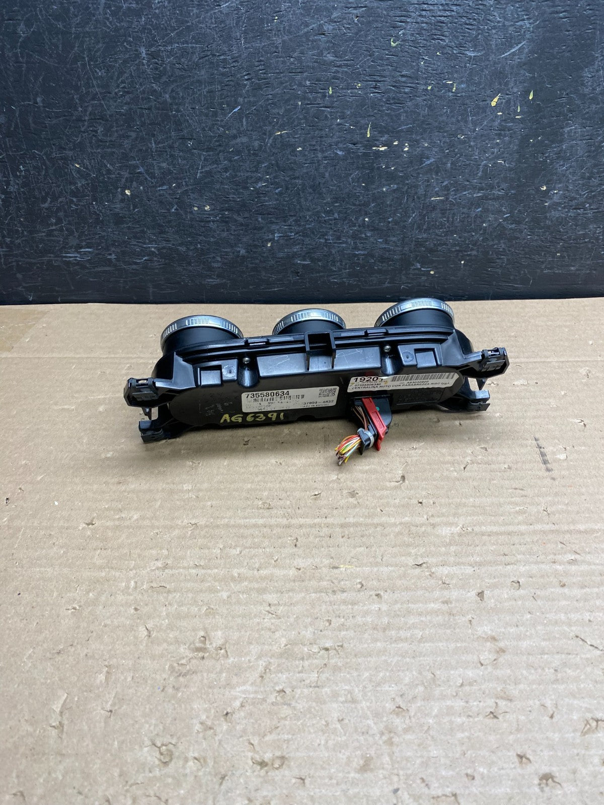 2014 to 2017 Fiat 500L Climate Control Heater A/C Panel AG6391 DG3