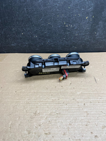 2014 to 2017 Fiat 500L Climate Control Heater A/C Panel AG6391 DG3