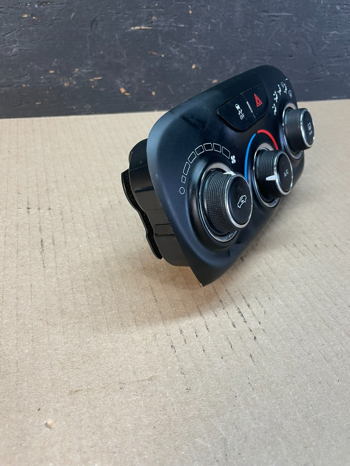 2013 to 2016 Dodge Dart AC Heater Temperature Climate Control AE3410 DG1