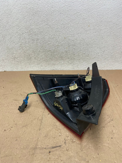 2004 2007 Chevrolet Malibu Hatchback Right Passenger Side Tail Light AG5345 LK5