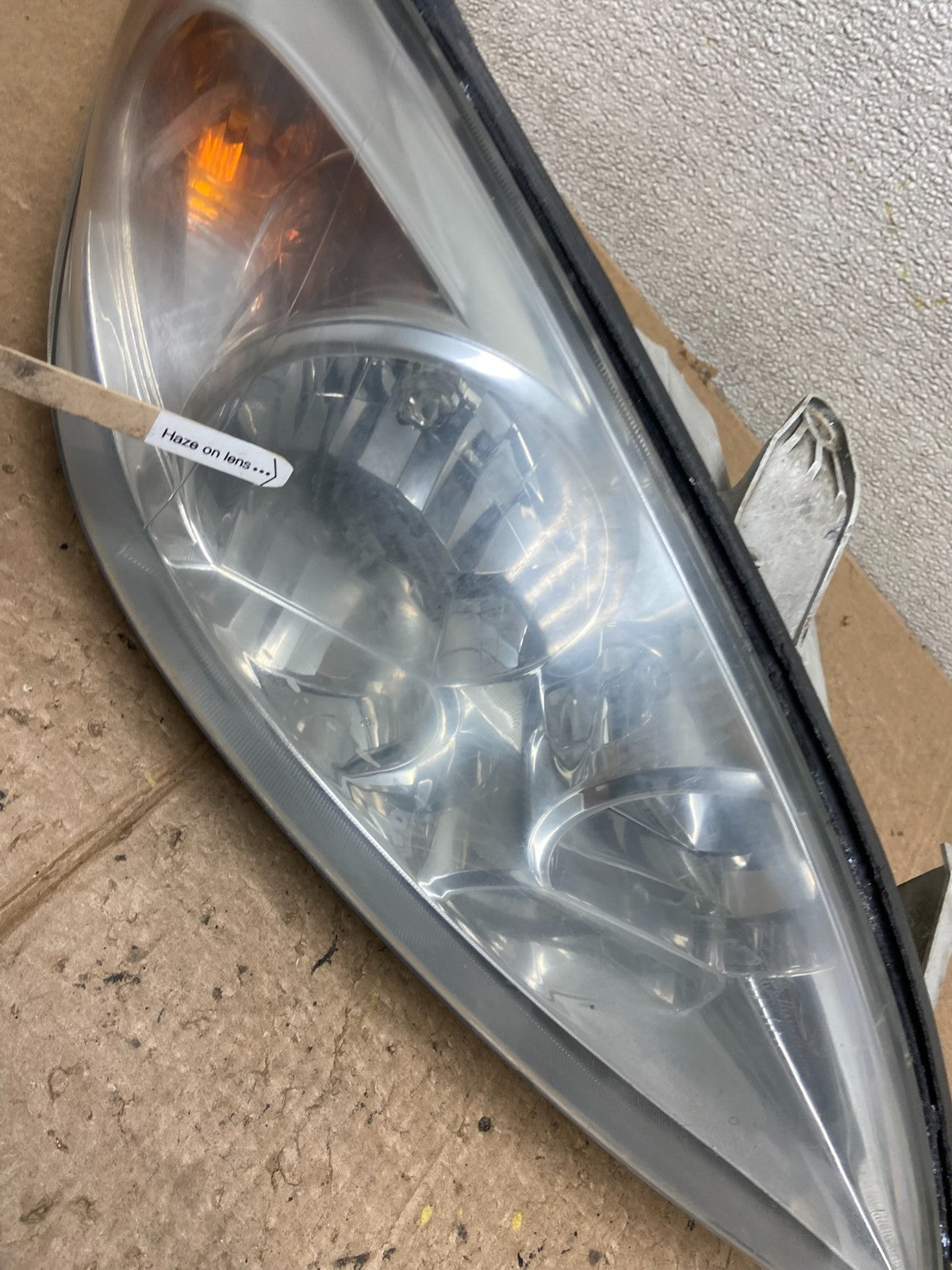2002 to 2004 Toyota Camry Halogen Headlight Right Passenger Rh OEM AA3856 DW4