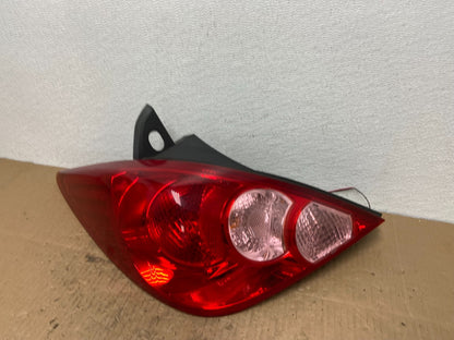 2007 - 2012 Nissan Versa Hatchback Left Driver Side Lh Tail Light AB8477 DW1