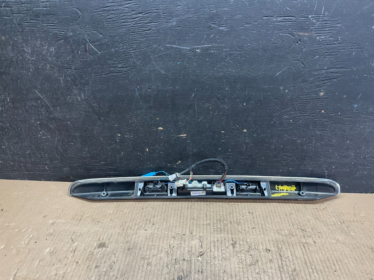 2011-2016 Mercedes-Benz B-Class W242 Tailgate Rear Chrome Trim Camera M6121 DG8