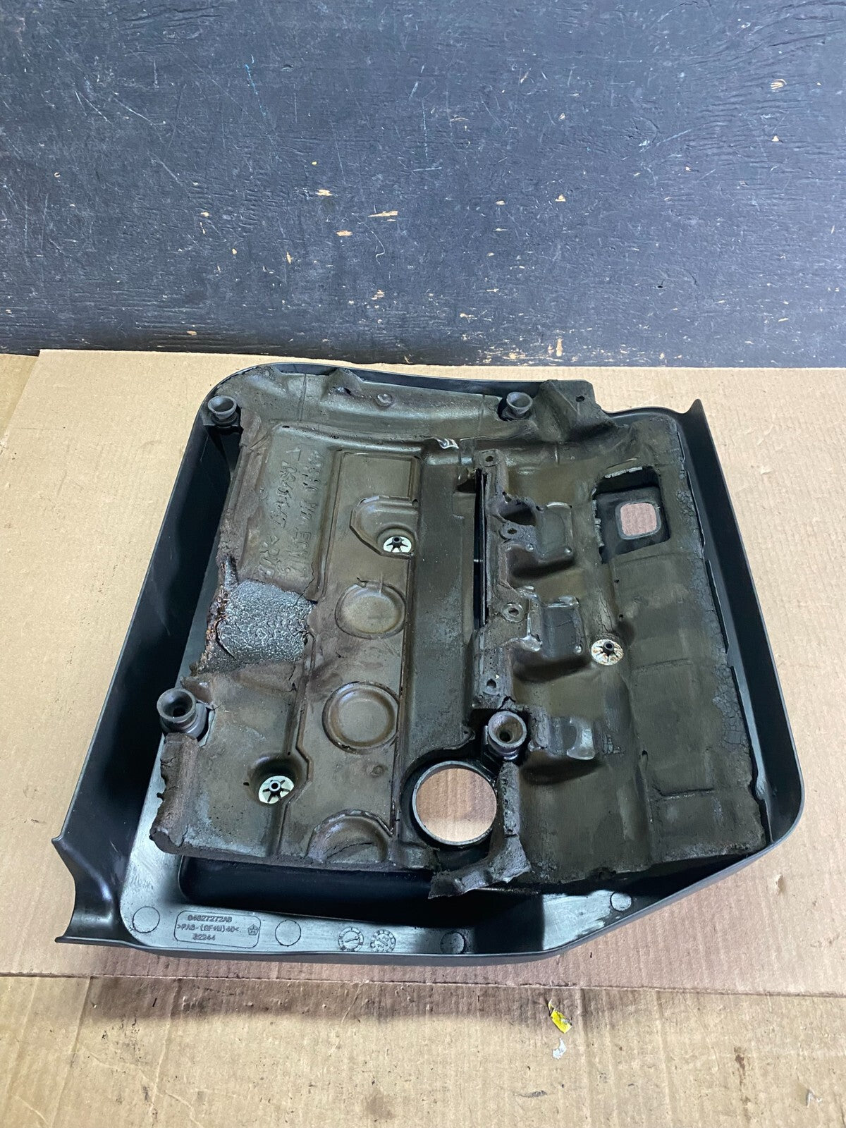 2012 to 2014 Chrysler 200 Engine Cover Top Lid Cover o7829 DG7