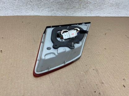 2009-2011 Hyundai Genesis Sedan Right Passenger Inner Tail Light AH5721 LK4