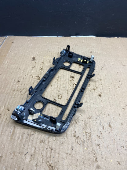 2016 to 2018 Kia Optima Front  Dash Radio Bezel Trim Air Vent OEM AB5716 DG4