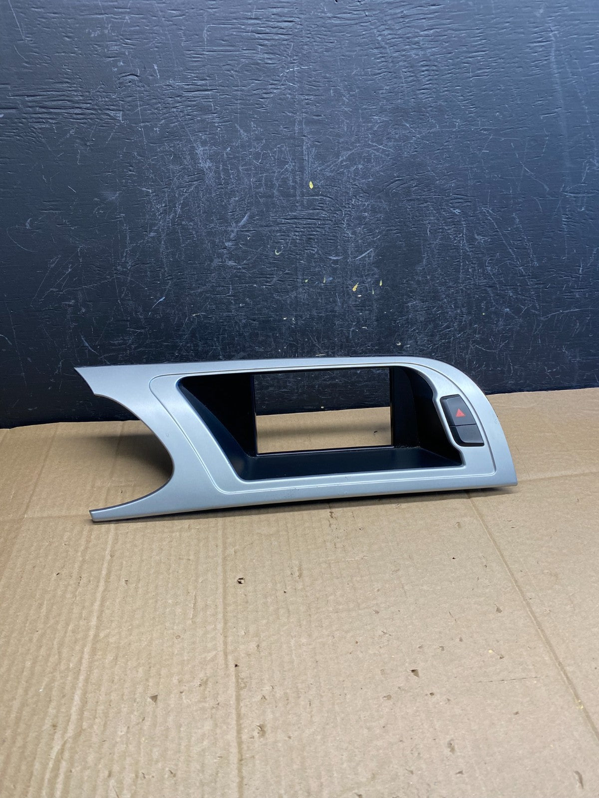2009 to 2012 Audi A4 -Center Console Dash Radio Display Trim Bezel AC9385 DG0