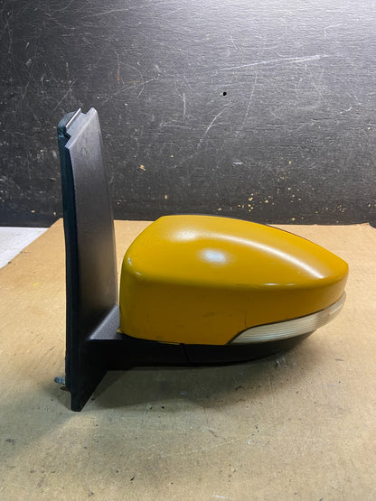 2013 to 2016 Ford C-Max Left Driver Side View Door Turn Signal Mirror Z2365 MS0