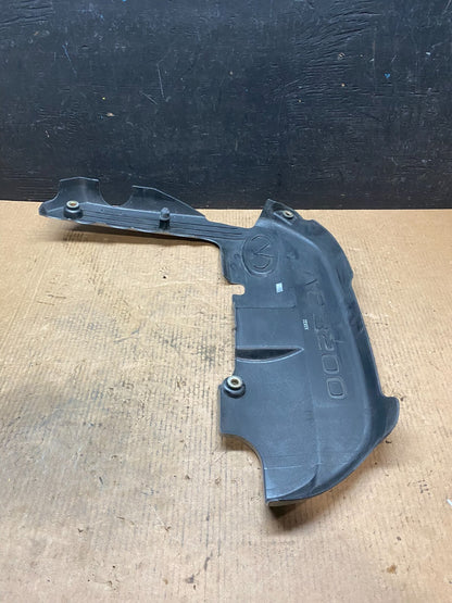 2001 to 2004 Nissan Pathfinder Engine Cover Ornament H4778 DG17