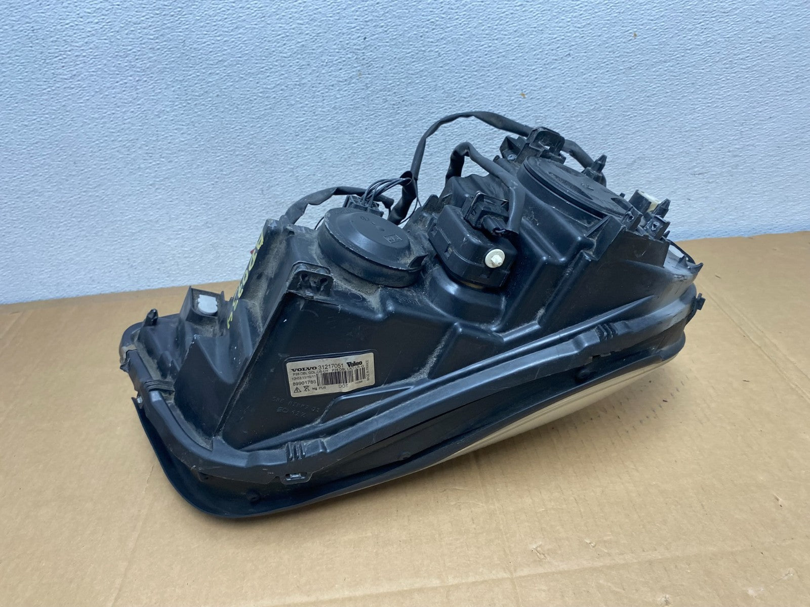 2008 - 2014 Volvo XC90 Left Driver Projector Headlight Xenon AD0734 DG5