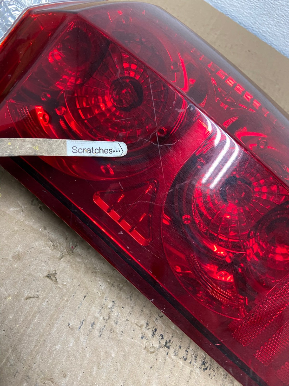 2006 to 2010 Jeep Commander Right Passenger Side Tail Light OEM AC4022 LK3