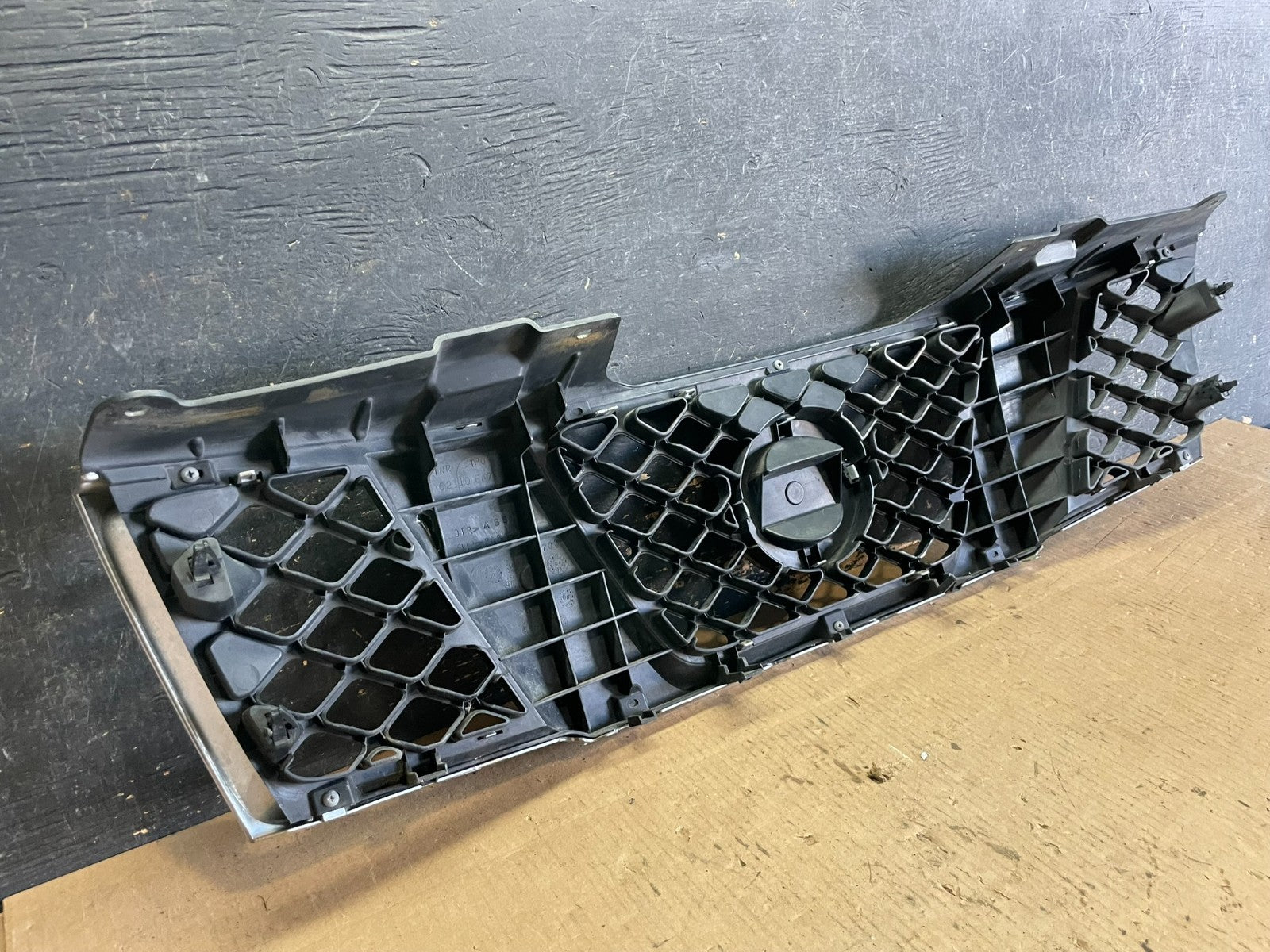 2005 2006 2007 Nissan Pathfinder Chrome Front Upper Grill Grille Oem AA9095 DG6