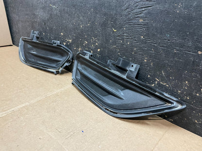 2013-2016 Ford Fusion Front Bumper Left+Right Bumper Cover Bezel Trim z5747 DG1