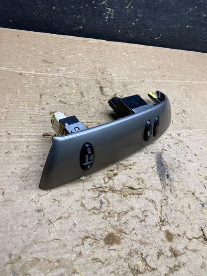 2004 to 2010 Toyota Sienna Left Side Climate Switches Bezel Trim OEM X1414 DG1