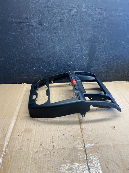 2008-2012 Land Rover LR2 Center Radio Climate Dash Air Vent Bezel ai2677 DG2