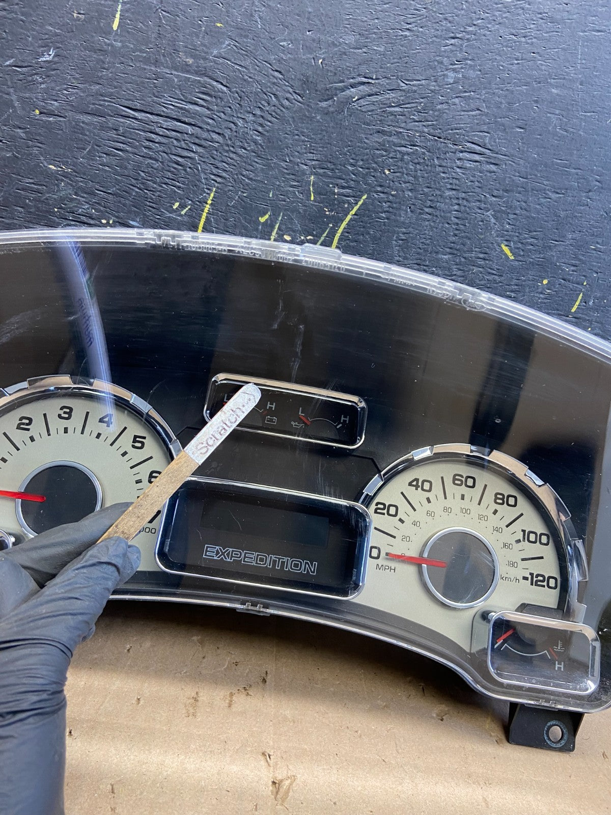 2010 2011 Ford  Expedition Speedometer Cluster Gauge Oem ab2037 DG1