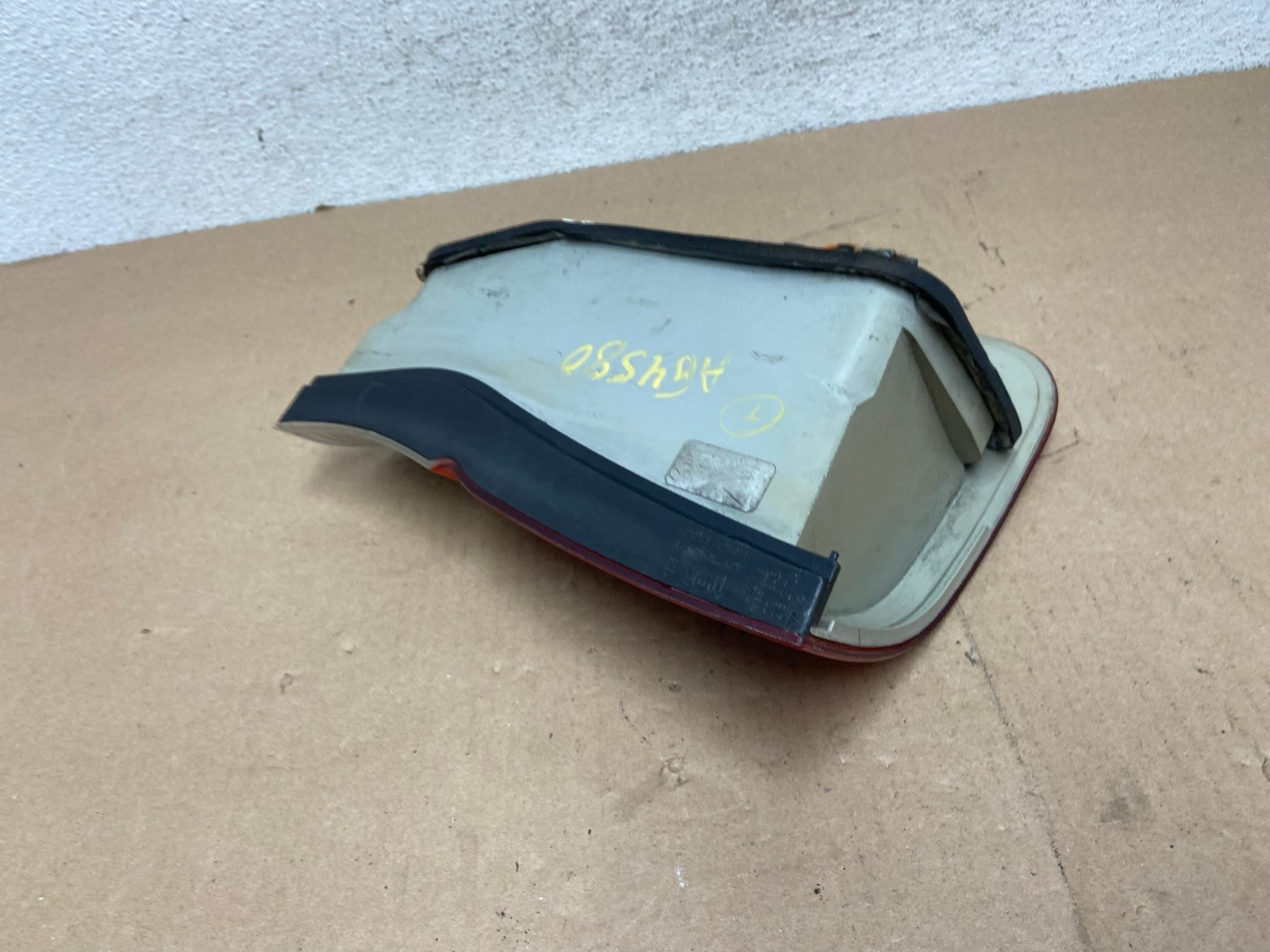 2004 2005 2006 BMW E53 X5 Left Driver Lh Side Tail Light AG4580 LK4