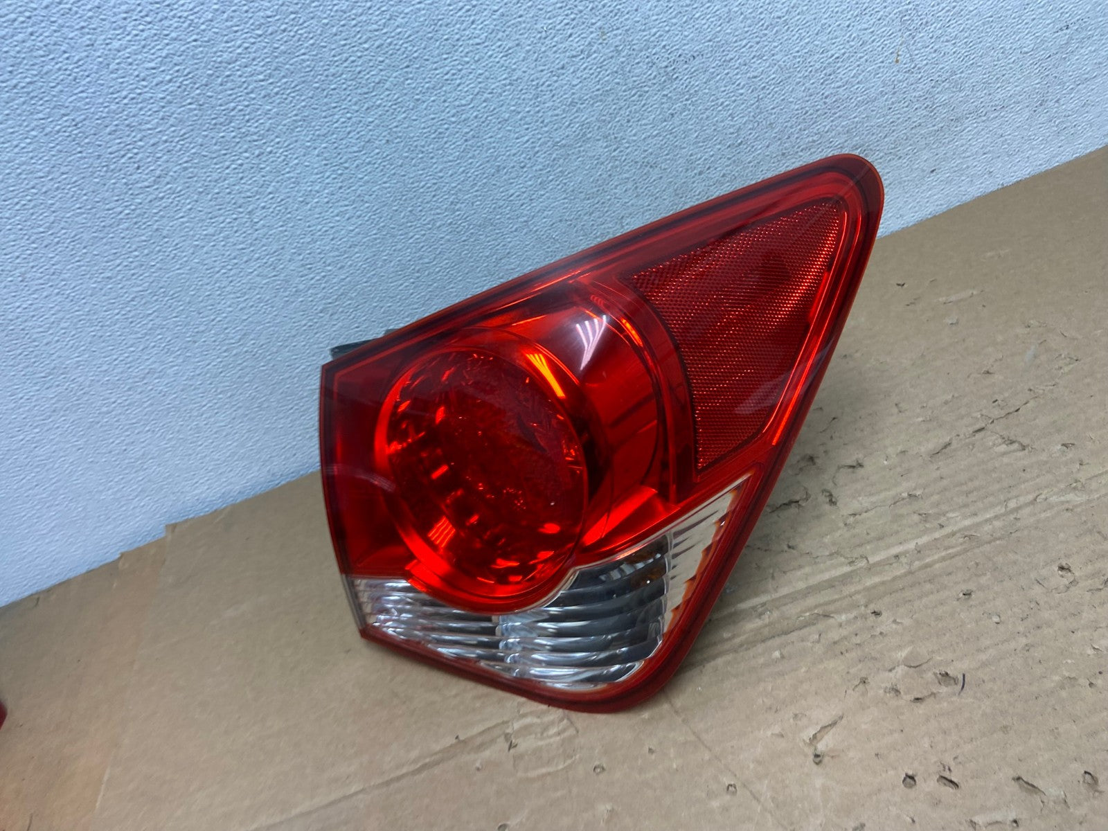 2011 2012 2013 2014 Chevrolet Cruze Right Passinger RH Side Tail Light AD4114 LK1