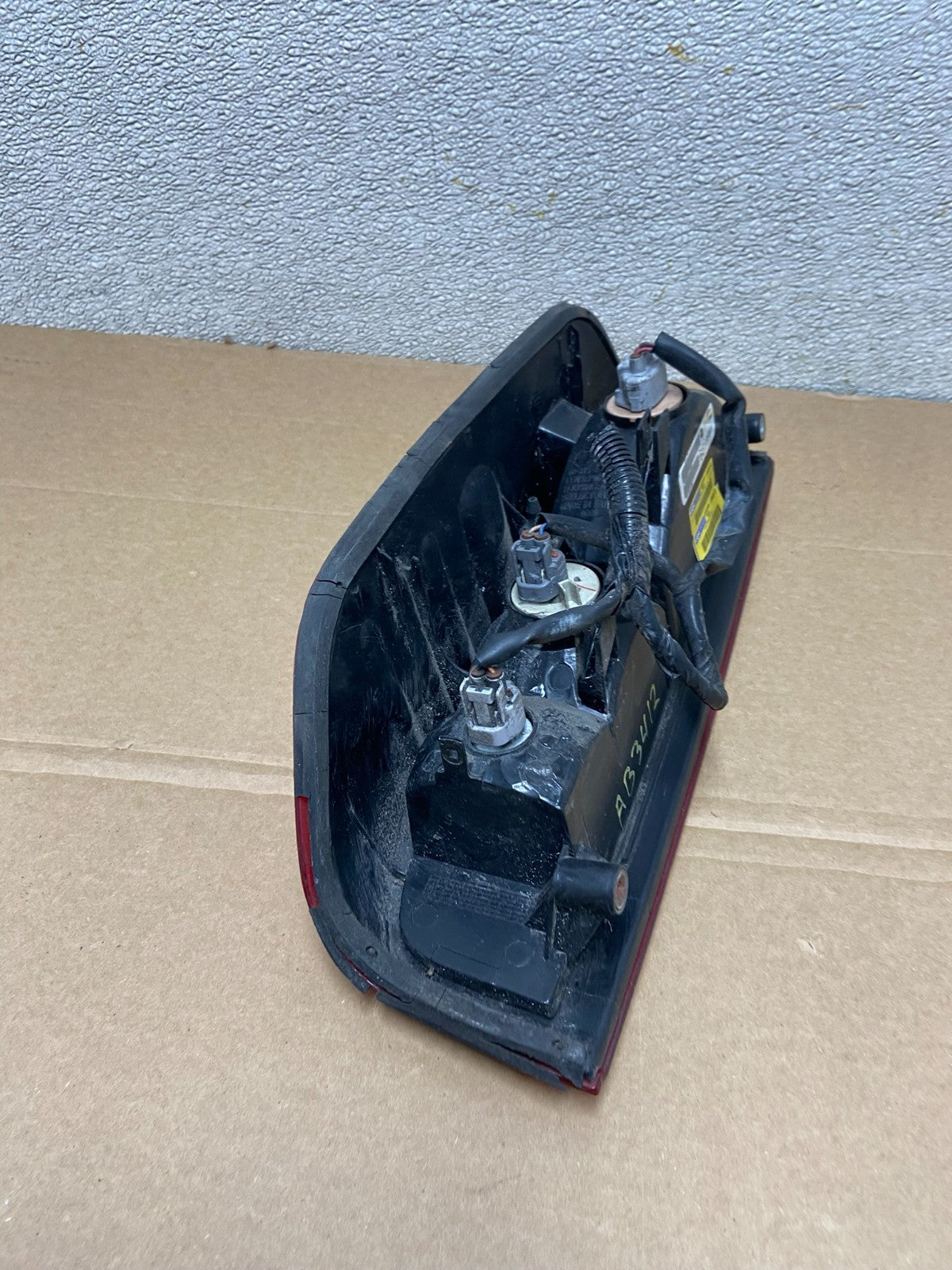 2005 to 2014 Nissan Frontier Right Passenger RH Side Tail light Oem AB3412 LK6