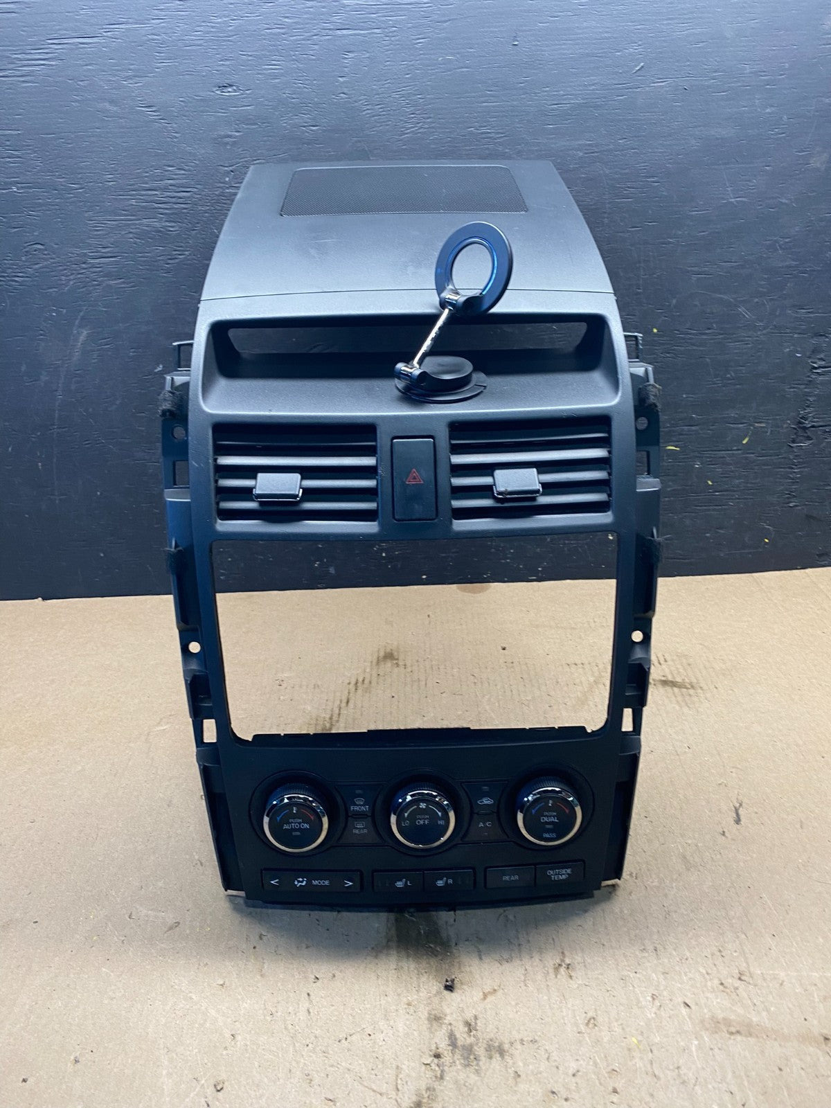 2010 to 2015 Mazda CX-9 Radio Dash Trim Bezel W/Vent AC Climate Control Q7339 DG0