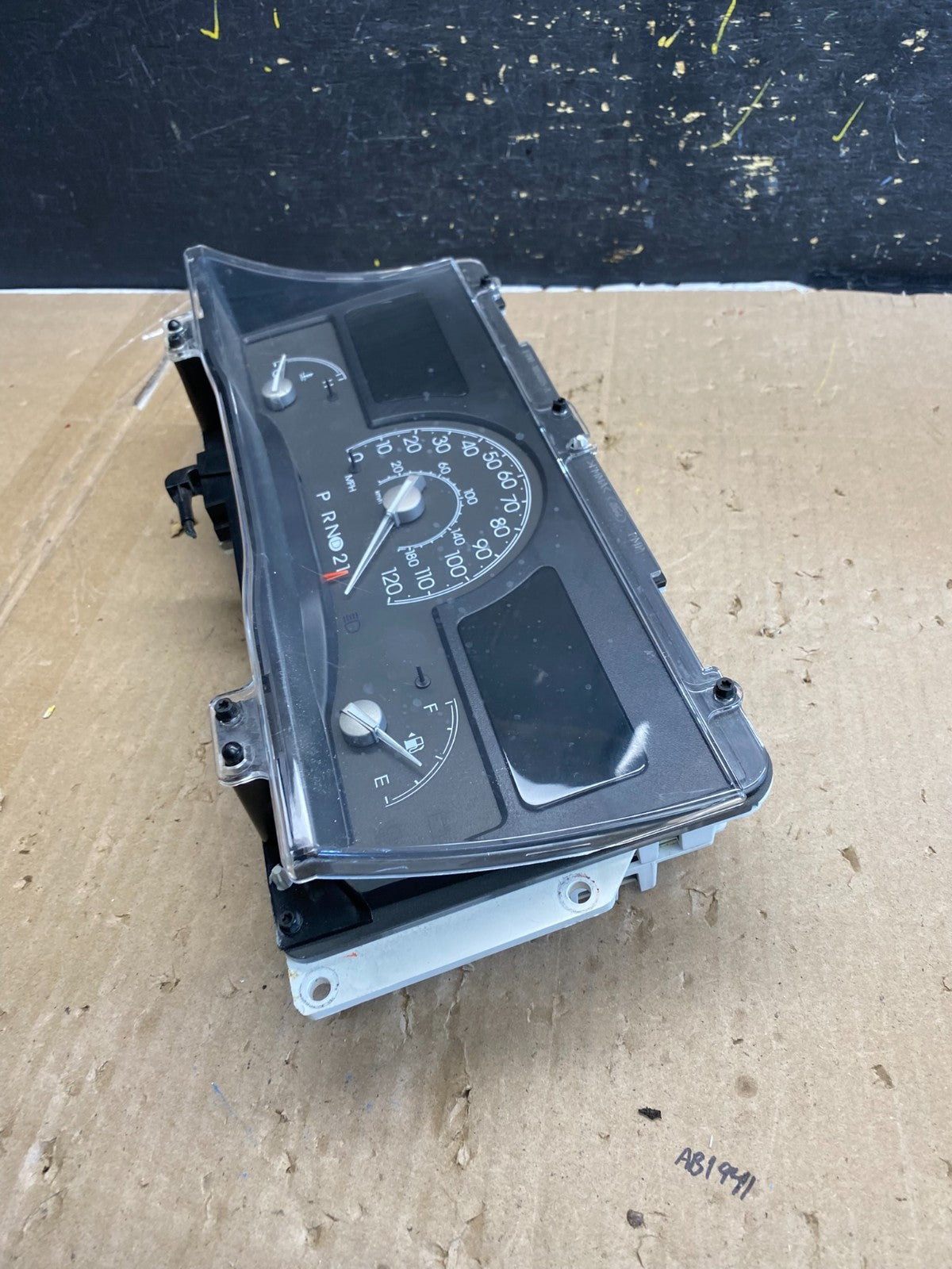 1998 to 2002 Lincoln Town Car Speedometer Gauge Cluster ab2192 DG3