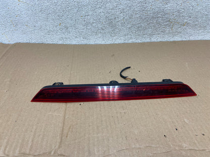 2007 to 2009 AUDI Q7 Rear Tailgate Spoiler W/ 3RD Third Brake Light OE ai1172 DG0