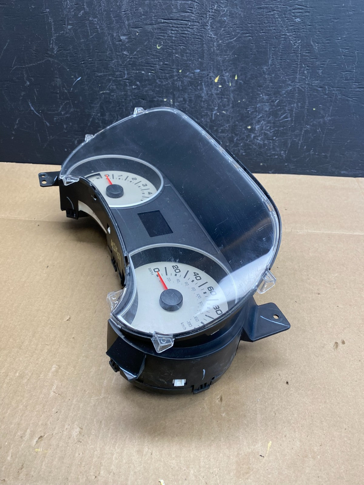 2006 to 2007 Ford Explorer Speedometer Cluster Gauge AC6189 DG2
