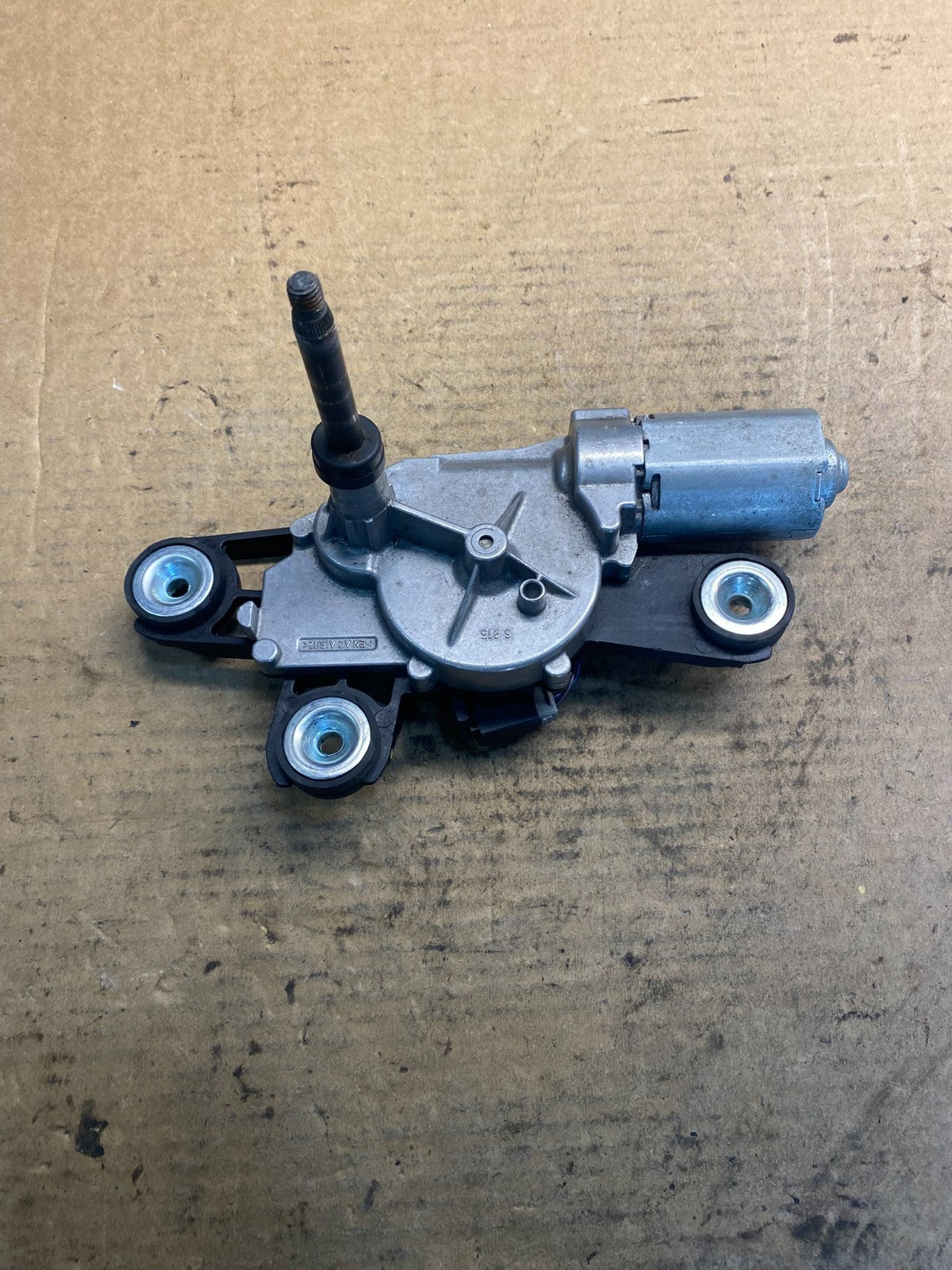 2011 to 2019 Ford Fiesta Rear Windshield Wiper Motor OEM aa1718 DG0