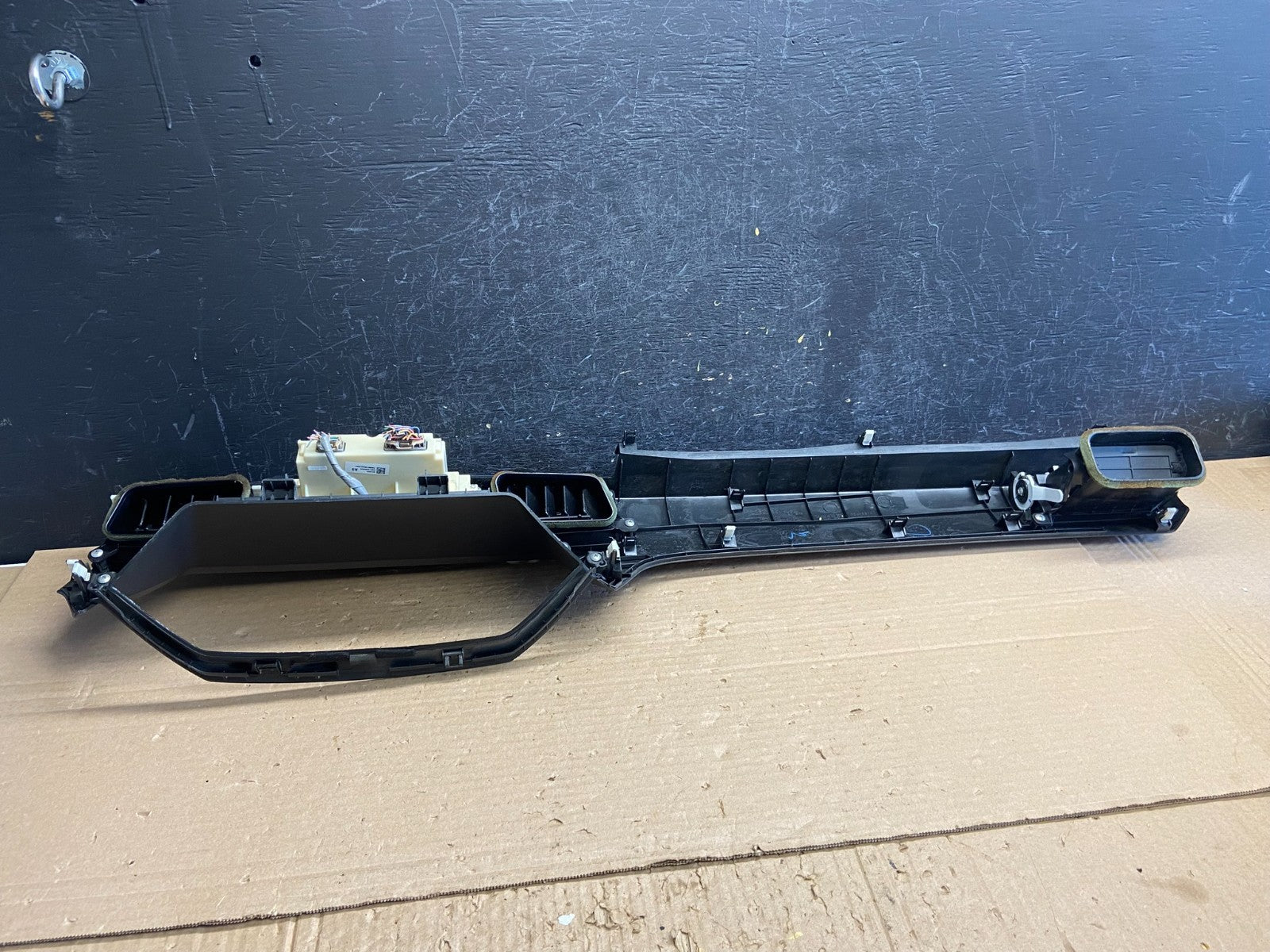 2011-2014 Honda Odyssey Dash Climate Control A/C Cluster Trim Bezel OE AG0381 DG2