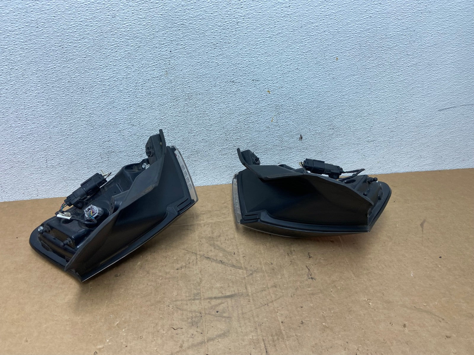 2019 to 2023 Jeep Cherokee Right + Left Side LED Tail Lights AD6341 LK5