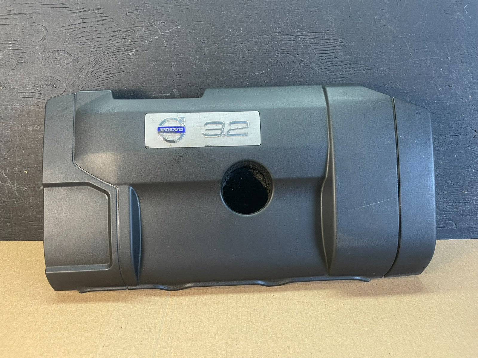 2008 to 2015 Volvo XC70 3.2L Engine Motor Top Upper Cover Panel af3533 DG0