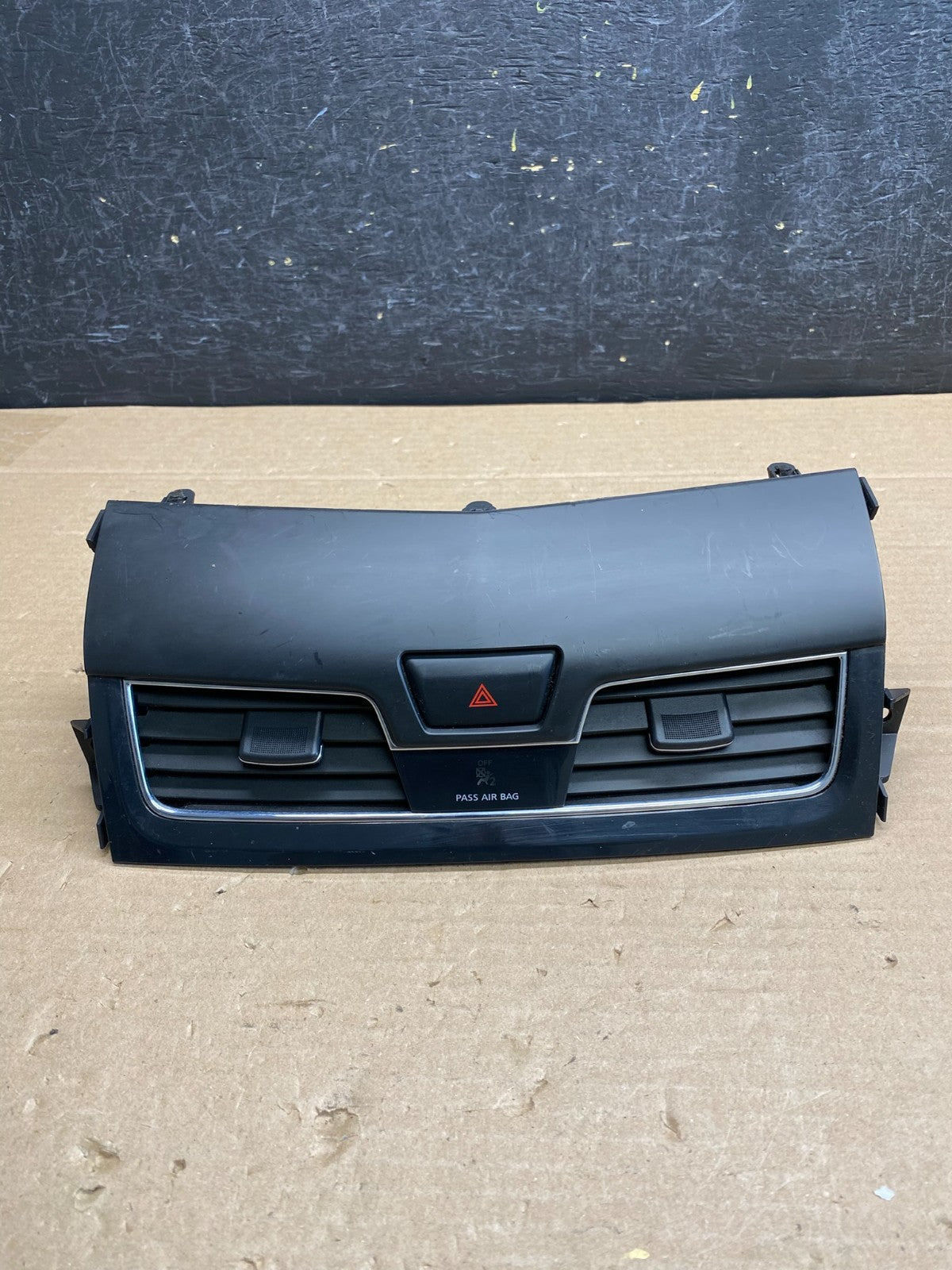 2013-2015 Nissan Altima Center Dash Vents Ac Air Vent Trim Panel Bezel AG5232 DG0
