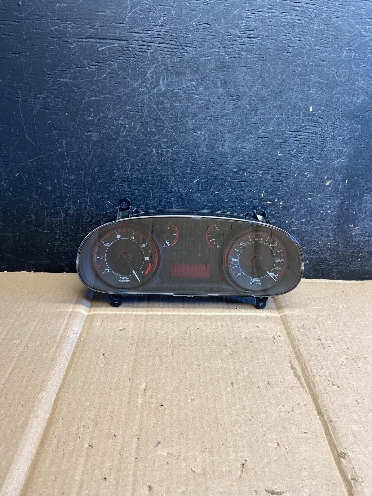 2013 - 2013 Dodge Dart Speedometer Instrument Cluster Gauges AH5649 DG0