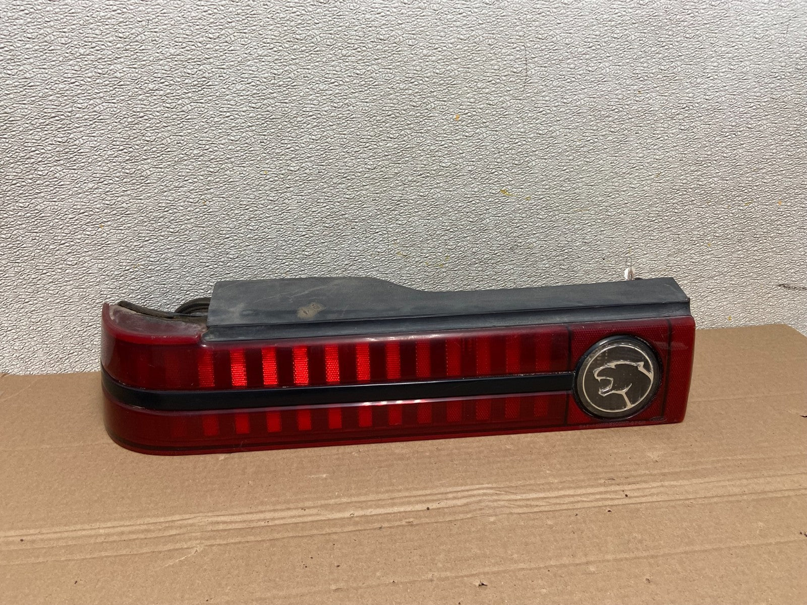 1987 Mercury Cougar Left Driver LH Tail Light AB0985 LK0