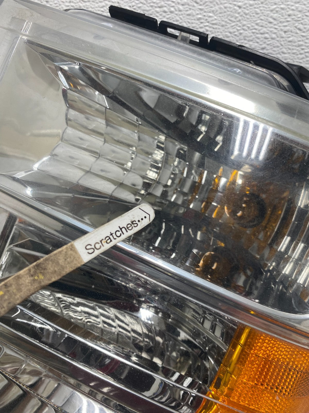 2008-2014 Ford Econoline E150 E250 E350 Left Driver LH Headlight AD7971 DW3