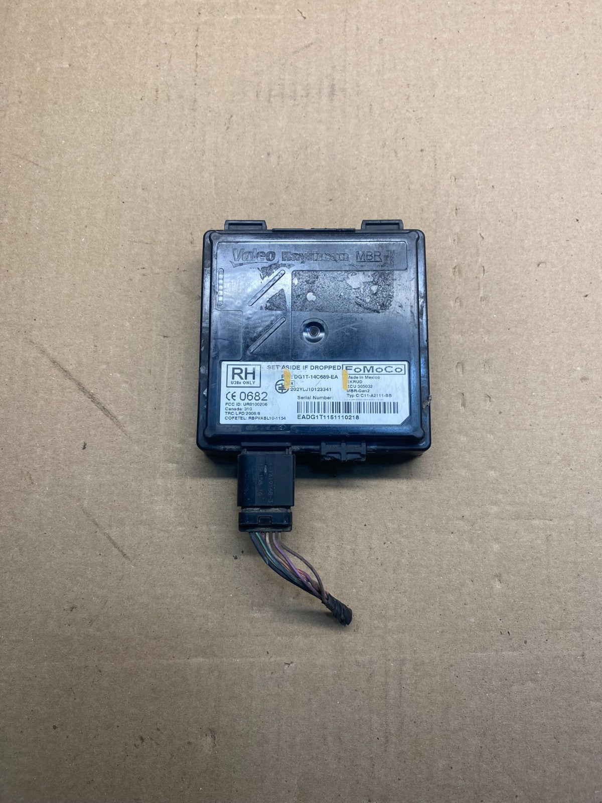 2013 to 2018 Ford Lincoln Rear Radar Blind Spot Module AH4751 DG0