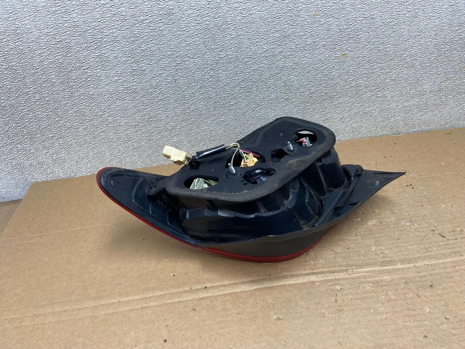2006 Scion XA Left Driver LH Side Tail Light OEM AB4500 LK4
