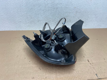 1998-2003 Ford Crown Victoria Left Driver Lh Side Tail Light AE6523 LK4